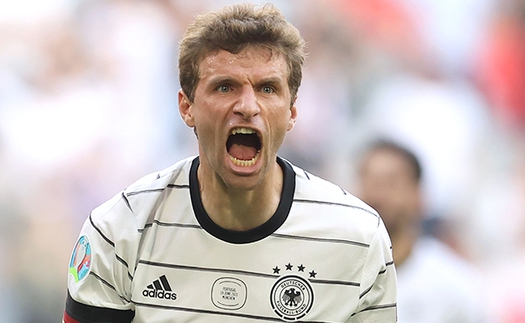 Đội tuyển Đức: Trên đôi vai của cận vệ già Thomas Muller