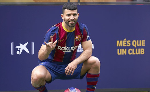 Barcelona: Aguero là hợp đồng của Messi