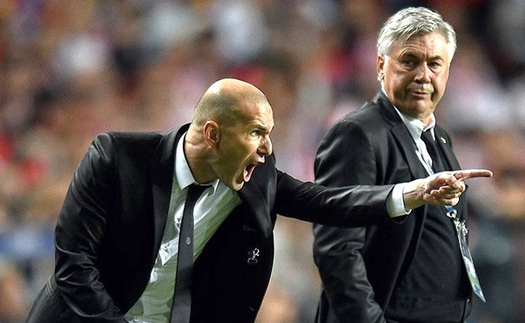 Chiến lược của Perez: 'Trồng' Ancelotti, 'gối' Raul