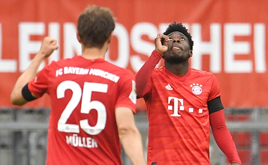 Bayern Munich: Mueller và Davies, những mũi khoan lợi hại của Flick