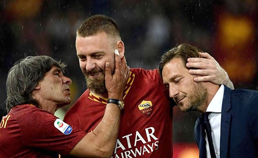 De Rossi chia tay Roma: Và nước mắt lại rơi trên sân Olimpico