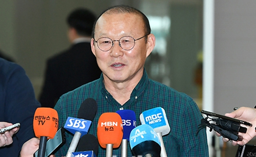 HLV Park Hang Seo: 'Tôi phải chọn đội tuyển Việt Nam hoặc U23 Việt Nam'