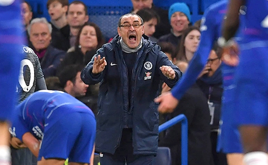 Sau 7 tháng, Chelsea quay lưng với Sarri-ball