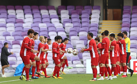 Việt Nam 2-0 Yemen: Quang Hải sút phạt tuyệt hay, Việt Nam thắng Yemen, rộng cửa đi tiếp