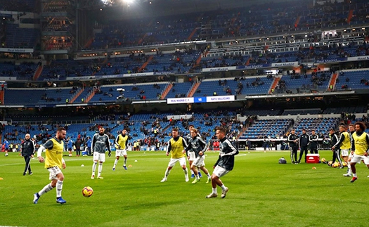 Real Madrid: Cuộc biểu tình ở Bernabeu