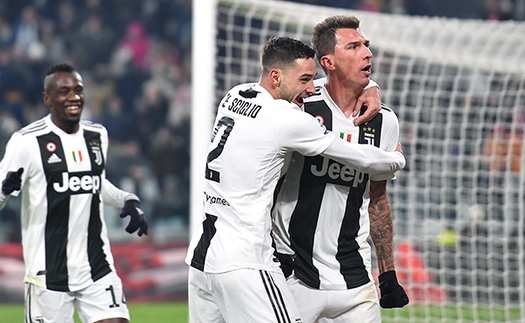 Juventus vô địch lượt đi: Nhờ Ronaldo rực sáng, cô đơn trên đỉnh cao