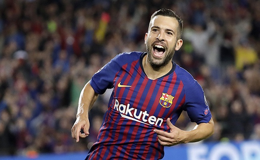 Barca run rẩy vì Juventus săn đón Jordi Alba