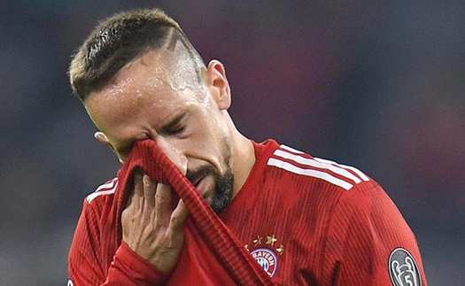 Bayern xác nhận Ribery tát phóng viên nổi tiếng người Pháp