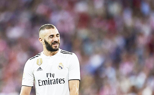 Vì sao Benzema đang nổ thì xịt?