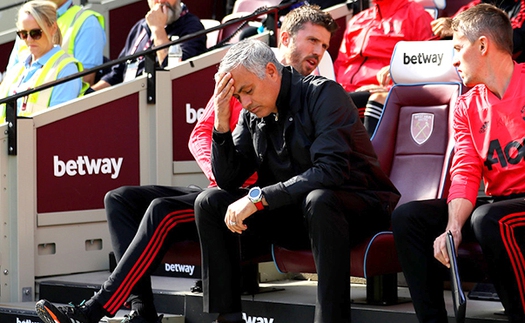 Mourinho đã thua trong cuộc chiến của mình