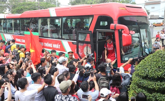 Olympic Việt Nam 'hâm nóng' Bình Dương