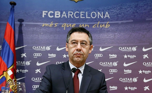 Vấn đề của Barcelona: Bartomeu lại bán đứng La Masia