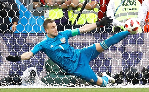 Người hùng Igor Akinfeev của đội tuyển Nga: 32 tuổi mới vươn tầm thế giới