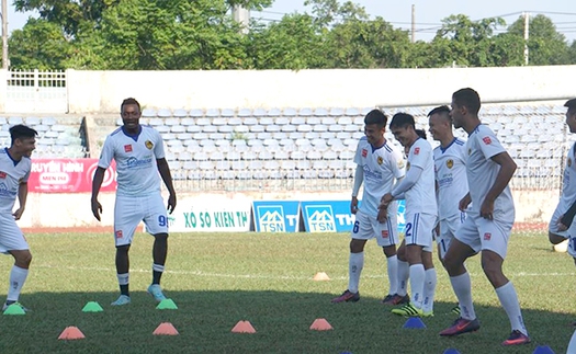 Quảng Nam 'nhọc nhằn' đón Hà Nội FC