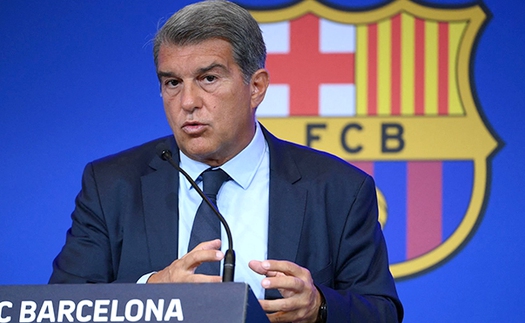 Barcelona: Đòn knock-out của Laporta