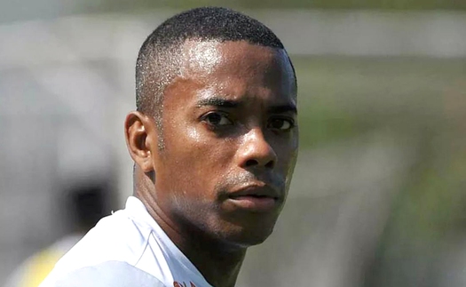 Ý yêu cầu Brazil bỏ tù Robinho