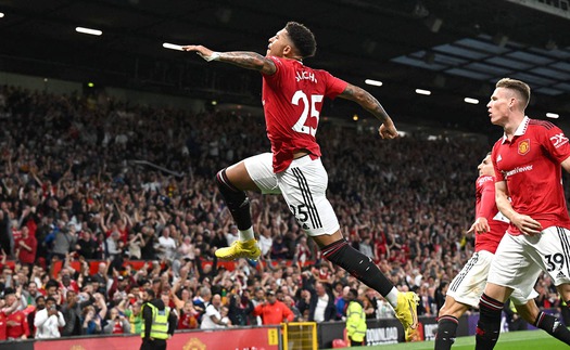 MU hạ Liverpool: Ngày MU tìm thấy ánh sáng