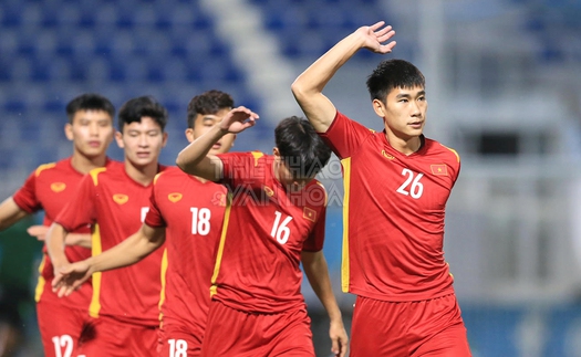 Đừng để tài năng trẻ 'mài ghế' dự bị