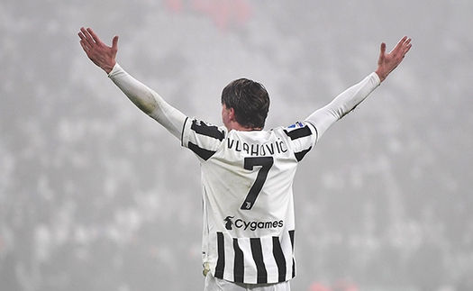 Juventus: Cánh én lẻ loi Dusan Vlahovic