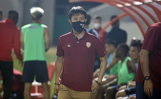 V-League 2022: 'Tẩm ngẩm' HLV Nguyễn Thành Công