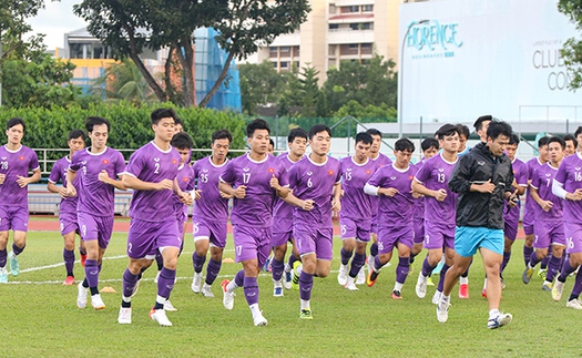 Tuyển Việt Nam và bài học từ 'kình địch' Thái Lan