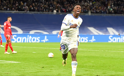 Real Madrid độc chiếm ngôi đầu: Vinicius trên đường trở thành ngôi sao