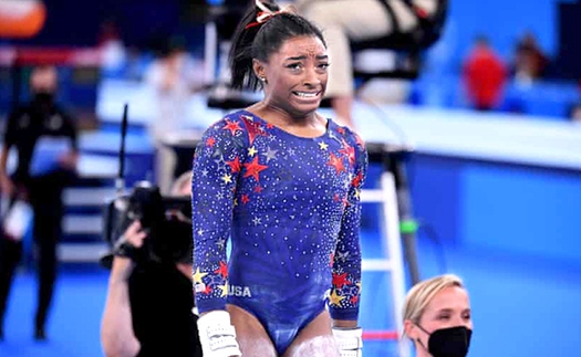 Simone Biles và Naomi Osaka: Khi những VĐV đỉnh cao gục ngã vì stress