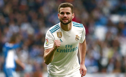 Nụ cười Nacho là vấn đề của Real Madrid