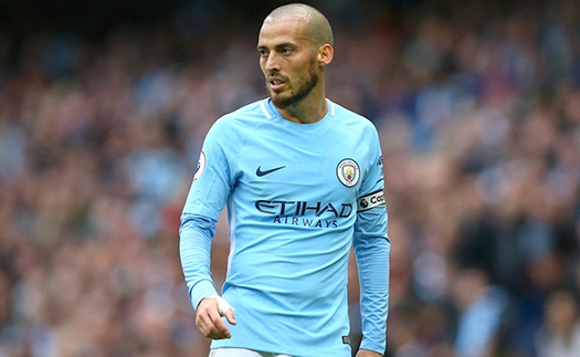 Từ David Silva tới Iniesta... nhiều cầu thủ dám nghỉ thi đấu để giành giật sự sống cho con