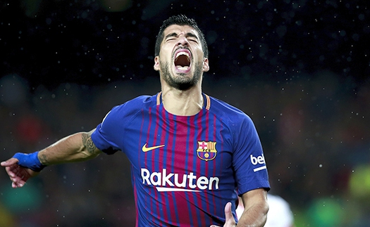 Luis Suarez đang là nạn nhân của Messi?