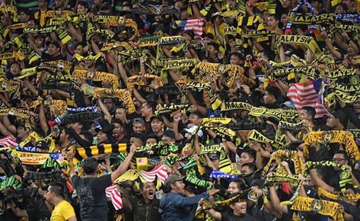 Hooligan bắt đầu quậy ở SEA Games