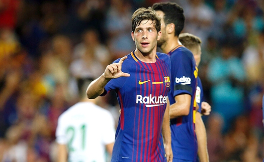 Sergi Roberto đá tiền đạo, tại sao không?