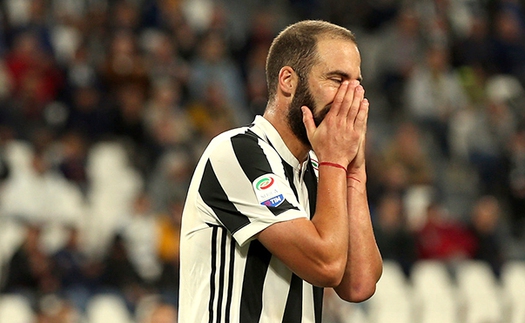 Gonzalo Higuain còn mờ nhạt đến bao giờ?