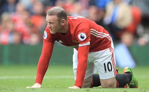 Vì sao Rooney vẫn mắc kẹt ở Man United?