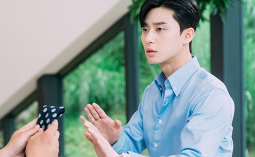 Xem tập 5 ‘Thư ký Kim sao thế?’, Park Seo Joon thấy khó chịu với thư ký mới