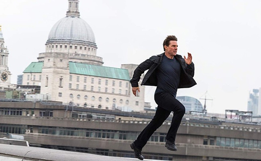 Công chiếu 'Nhiệm vụ bất khả thi: Sụp đổ' ở Việt Nam: Tại sao Tom Cruise lại liều lĩnh tự thực hiện các pha mạo hiểm