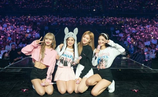 Black Pink lưu diễn thế giới ‘In Your Area’: Những trang phục khiến fan không thể rời mắt