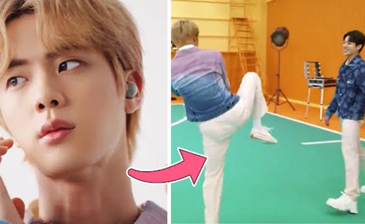 Hậu trường BTS: Jin thách Jungkook đấu tay đôi trong lúc đang quay quảng cáo Galaxy Flip 3