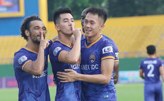 VIDEO: Bàn thắng và Highlights Quảng Nam 1- 2 Bình Dương: Tiến Linh tiếp tục tỏa sáng