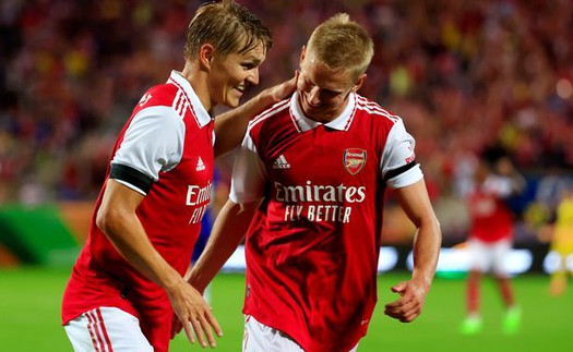 Zinchenko hòa nhập đáng kinh ngạc ở Arsenal