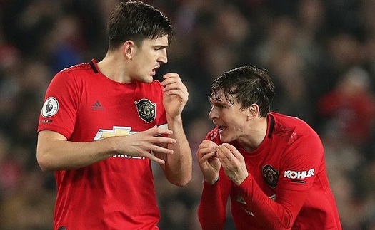 MU: "Đó là lý do Lindelof không nên đá cặp cùng Maguire"