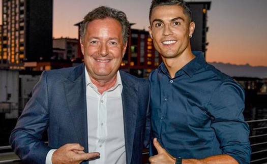 'Tôi đang làm mọi thứ để thuyết phục Ronaldo đến Arsenal'