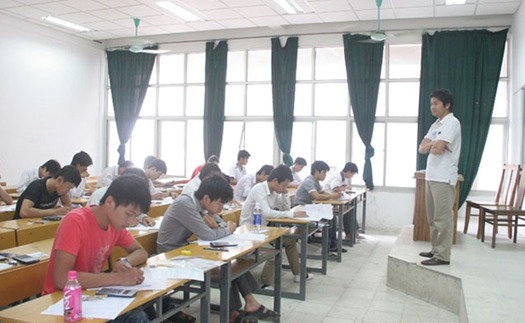 Hàng loạt trường đại học cho sinh viên nghỉ học để phòng, chống dịch COVID-19