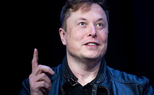 Tỷ phú Elon Musk vượt Jeff Bezos trở thành người giàu nhất thế giới