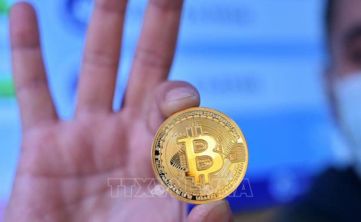 Bitcoin giảm xuống dưới 37.000 USD/BTC khi căng thẳng Nga-Ukraine leo thang