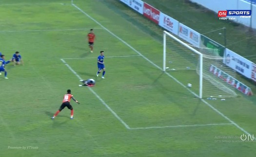 Video bàn thắng Đà Nẵng 3-1 SLNA: SLNA mất ngôi đầu bảng