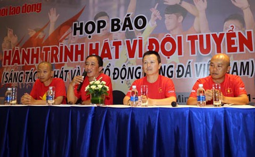 Nhà vô địch AFF Cup 2008 muốn đội tuyển Việt Nam có bài hát cổ vũ