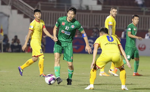 SLNA chào thua bộ đôi 75 tuổi của Sài Gòn FC