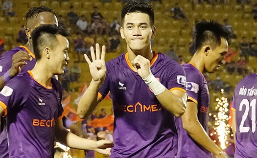 Tiến Linh vượt Công Phượng và Văn Toàn tại V-League