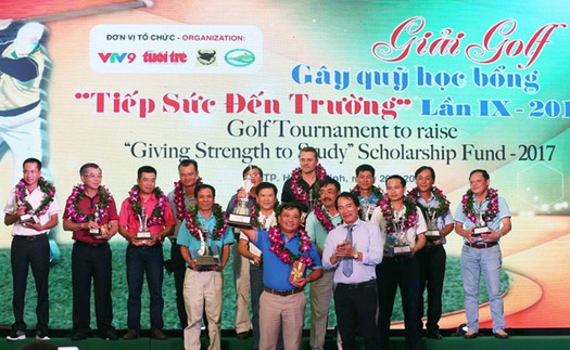 Hơn 10 tỷ đồng giúp tân sinh viên qua giải golf gây quỹ học bổng 'Tiếp sức đến trường' lần 9 năm 2017